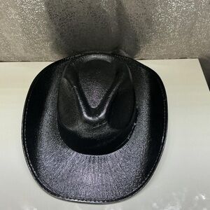 AKIRA Glossy Black Western Hat